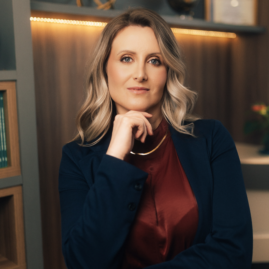 Dra. Adrielly Neitzke Kindermann